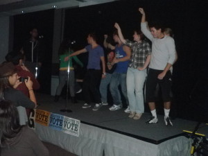 Photo by Manny Valdez NYPIRG concludes voter registration on a fun note with their event, "Rock the Vote" on Oct.11.
